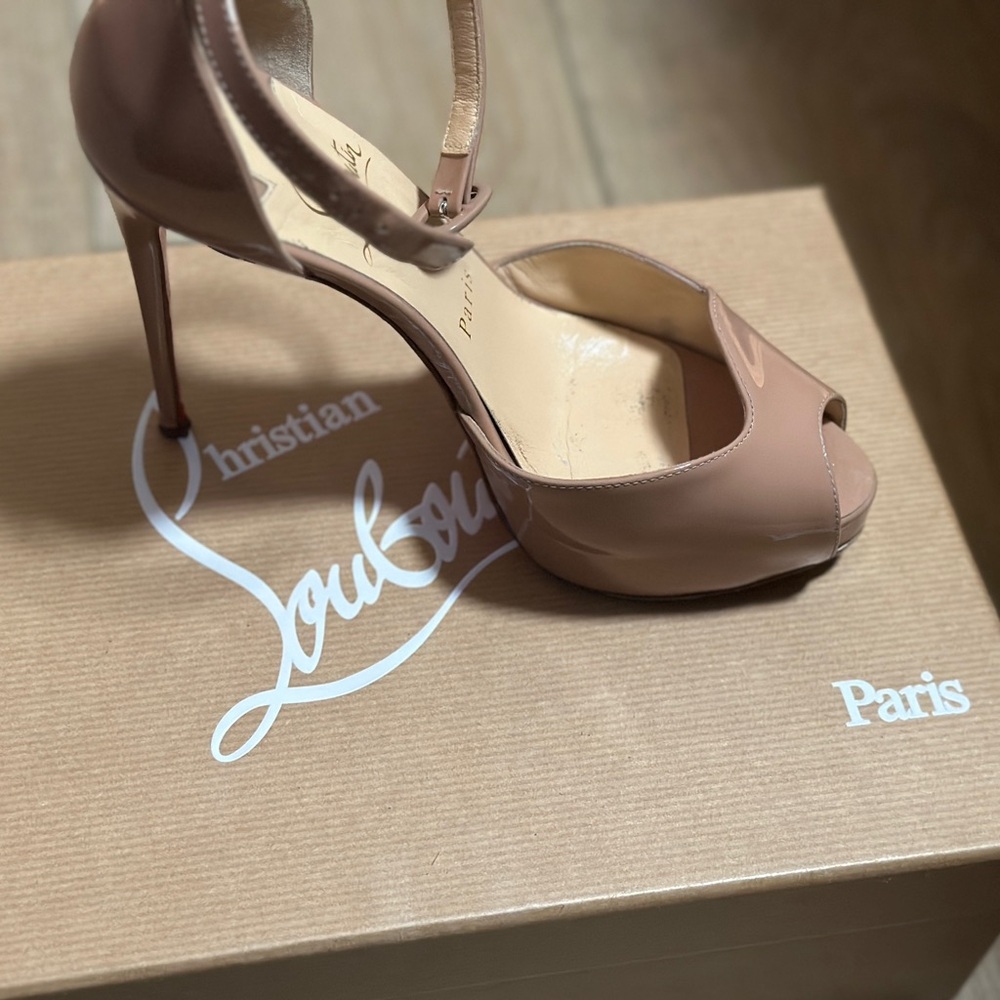 Christian Louboutin size 5.5